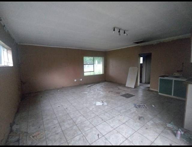 4 BEDROOM HOUSE FOR SALE IN KLIPRIVIER